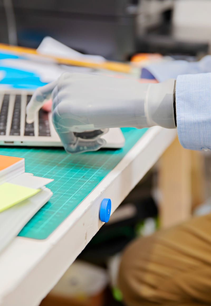 i-limb® Mobile Apps by Össur. Ossur.com