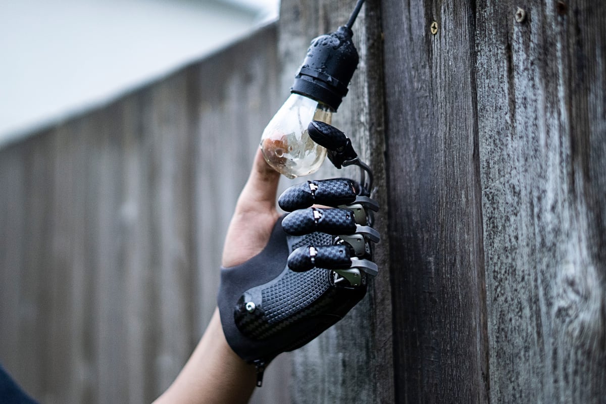 naked-prosthetics-it-s-all-about-function-ossur