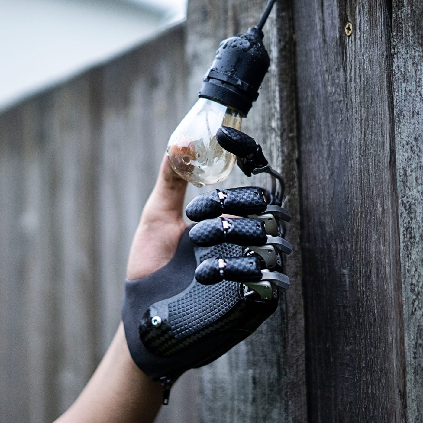 Prothèses de doigts | Naked Prosthetics