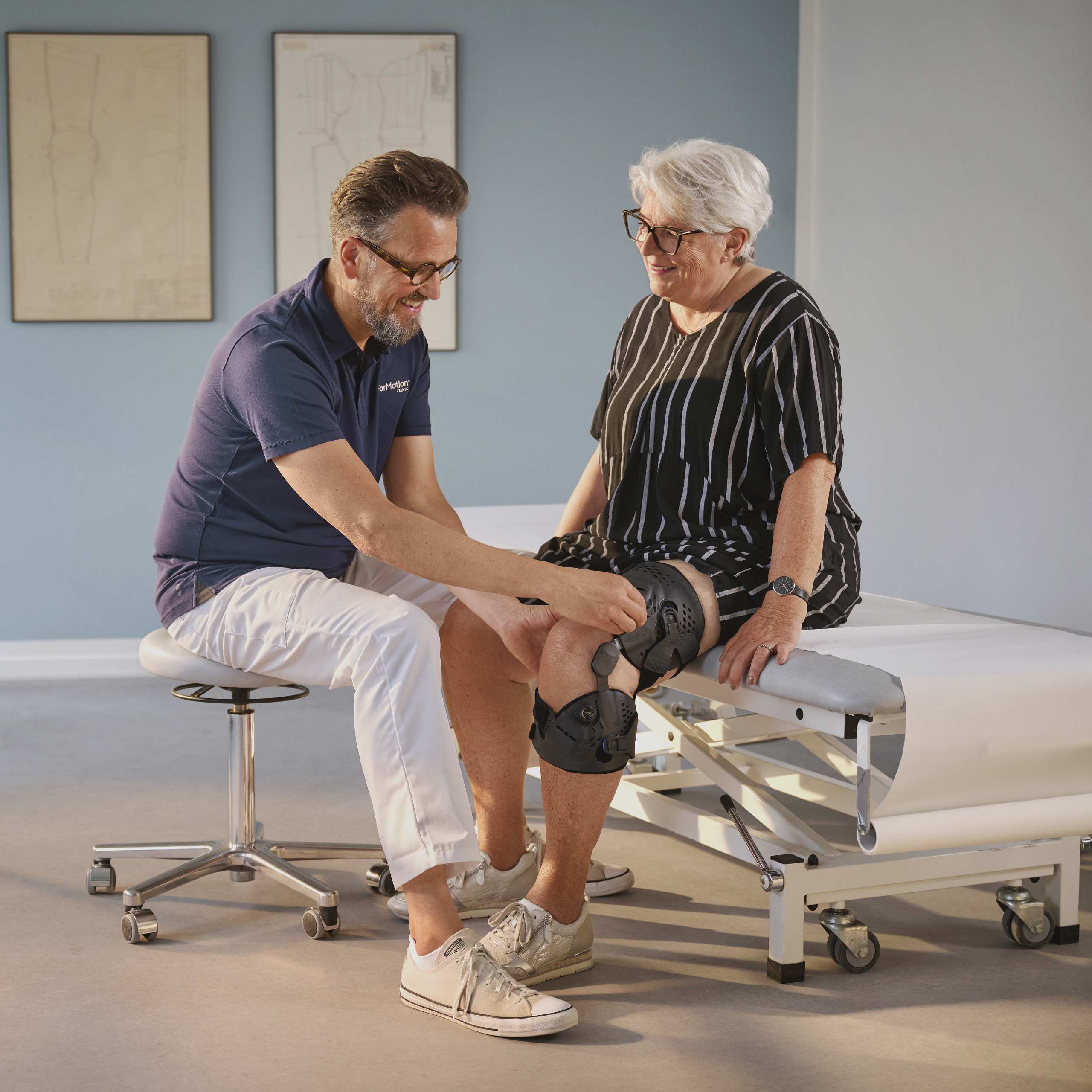 ForMotion_Brace-Fitting_Lifestyle-Image