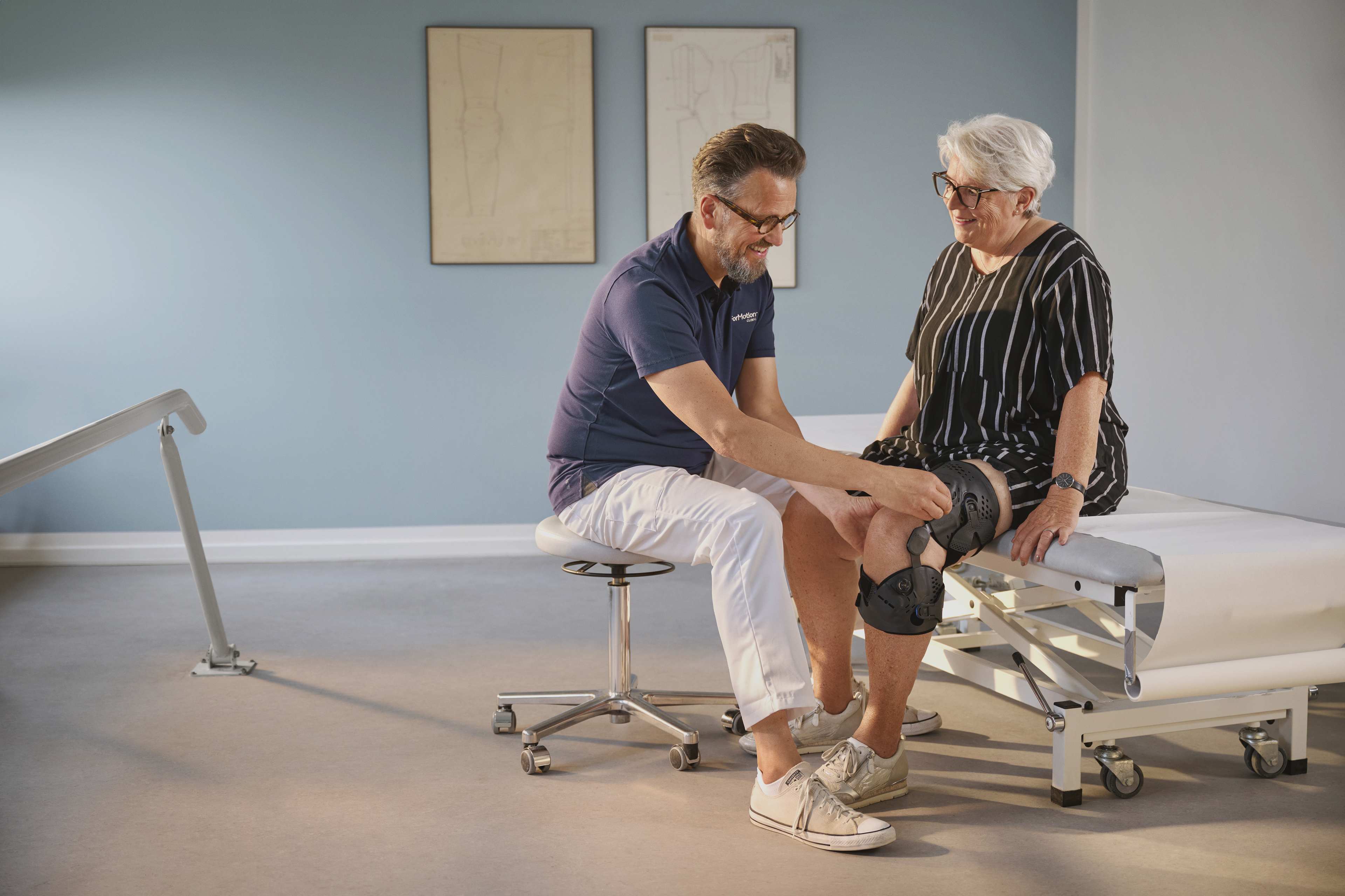 ForMotion_Brace-Fitting_Lifestyle-Image